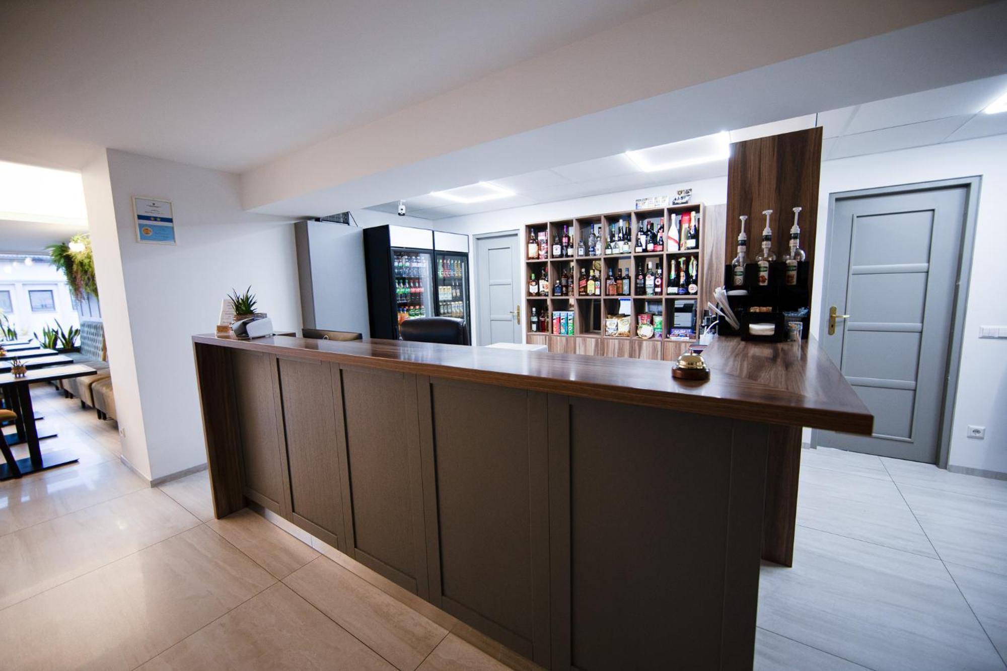 Dzukija Hotel Alytus ภายนอก รูปภาพ